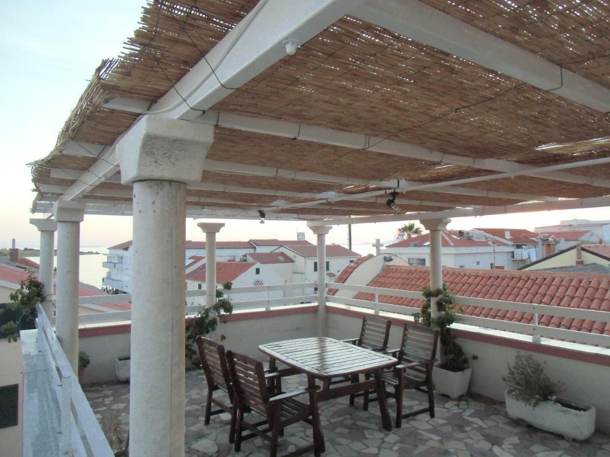 Apartments Bazilika Novalja Exterior photo