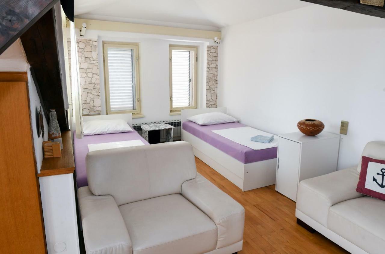 Apartments Bazilika Novalja Exterior photo