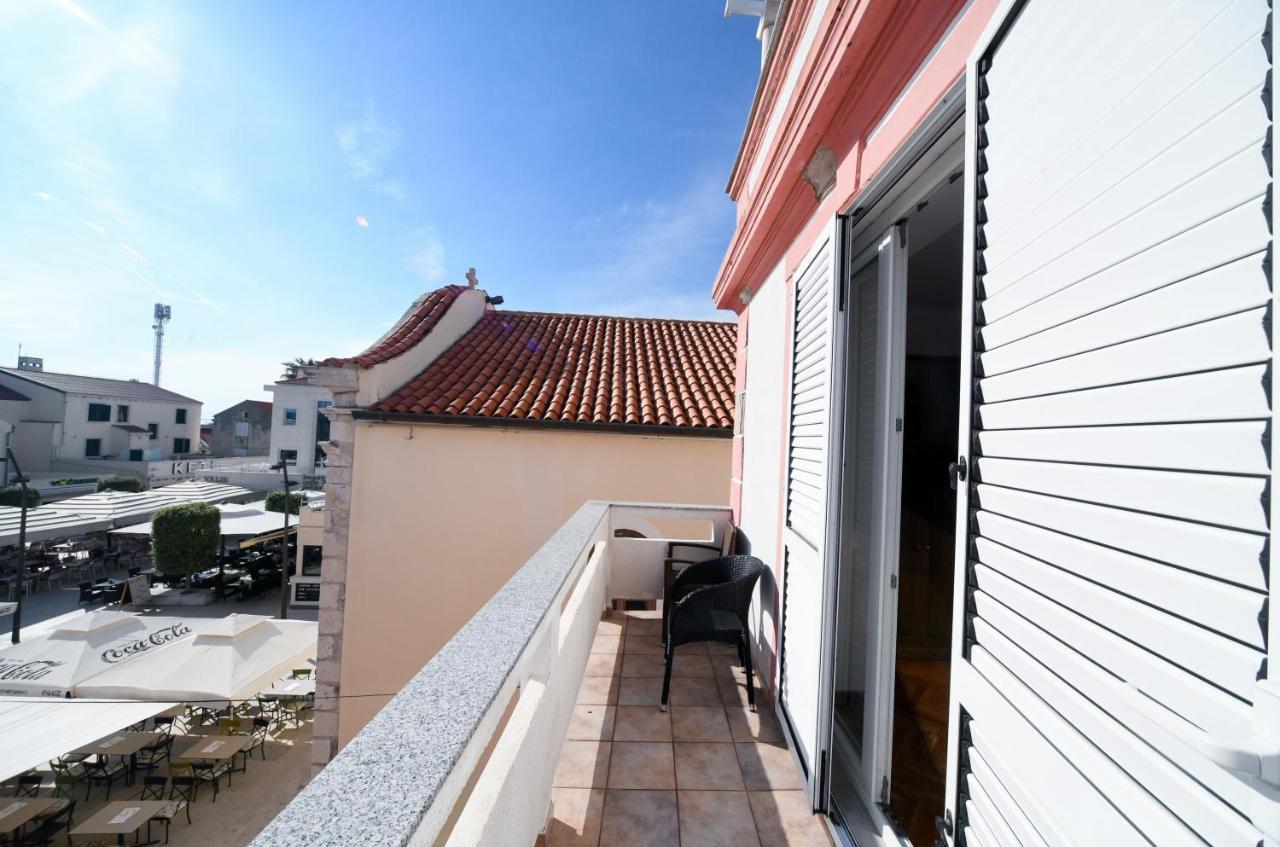 Apartments Bazilika Novalja Exterior photo